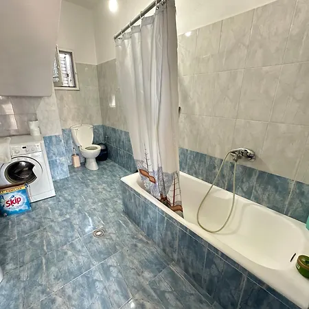 Guest House Ksamil بيت ضيافة كساميل